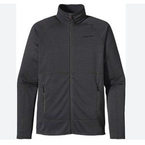Patagonia Men's R1 Fleece Jacket in Grey Size S *Rarely Worn*